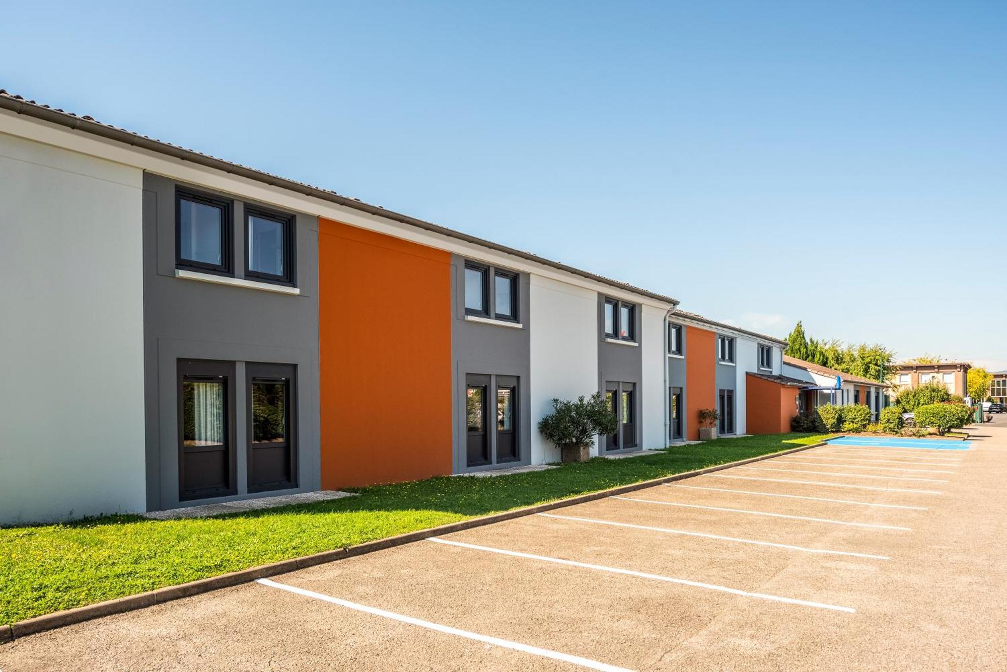 Ibis Budget Villefranche Limas Exteriör bild